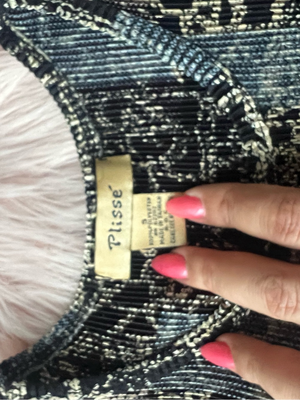 PLISSE Black & Cream Patterned Ribbed Tank Top - Picture 5 of 5
